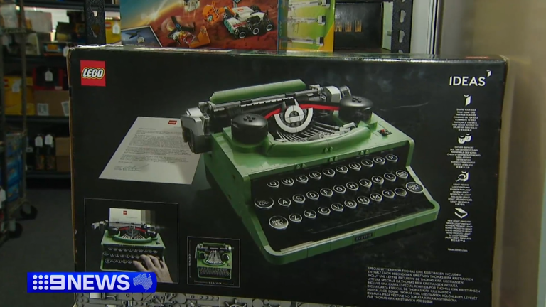 Australia's largest Lego collection worth $250,000 goes under the hammer