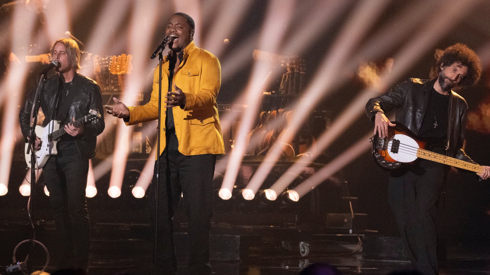 Moss Point native shines on Rock & Roll Hall of Fame Night, secures ...