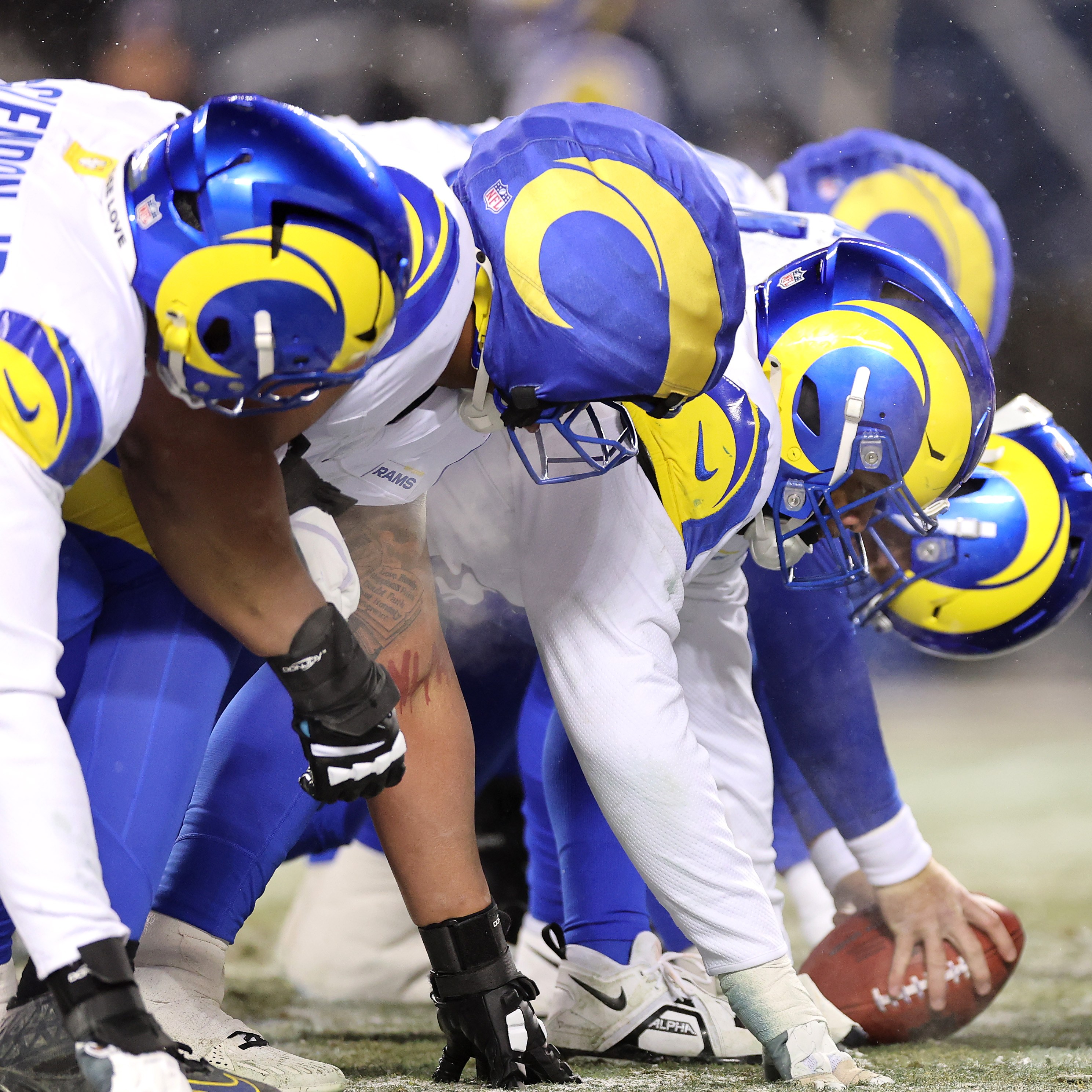 LA Rams news: Team leaning offensive line?