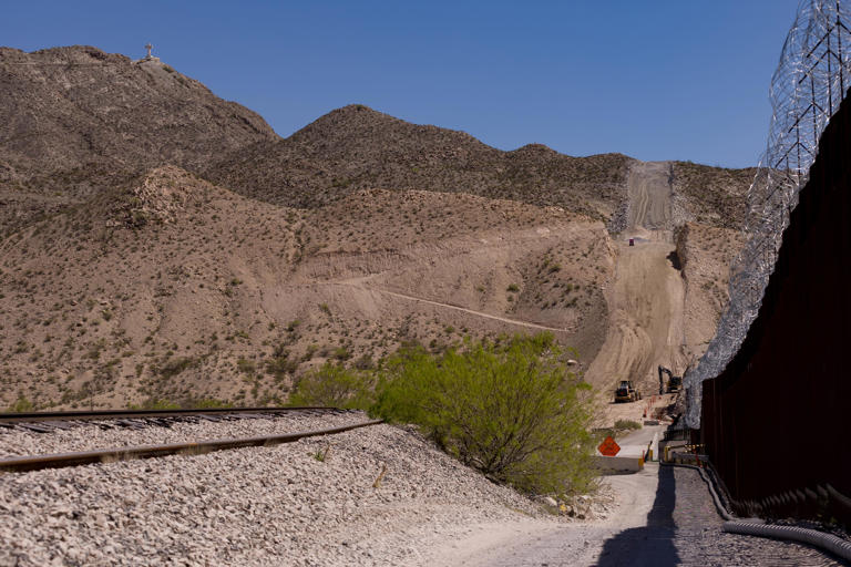 In new battle with Catholic Church, feds seek Jesus-topped border peak