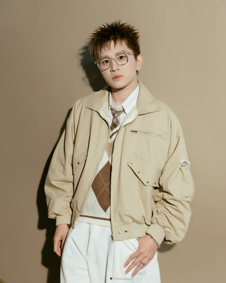 Dân mạng phẫn nộ vì câu rap coi thường phụ nữ của Bray