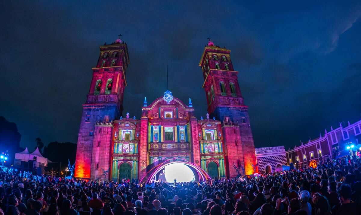 Qué ver en el Festival Glow en el centro histórico de Puebla