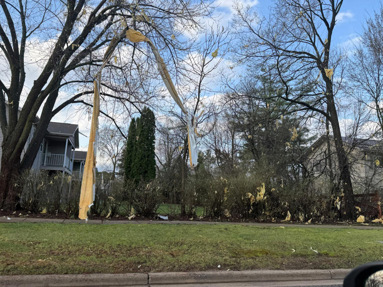 Severe storm leaves damage in Prairie du Sac, part of roof torn off ...