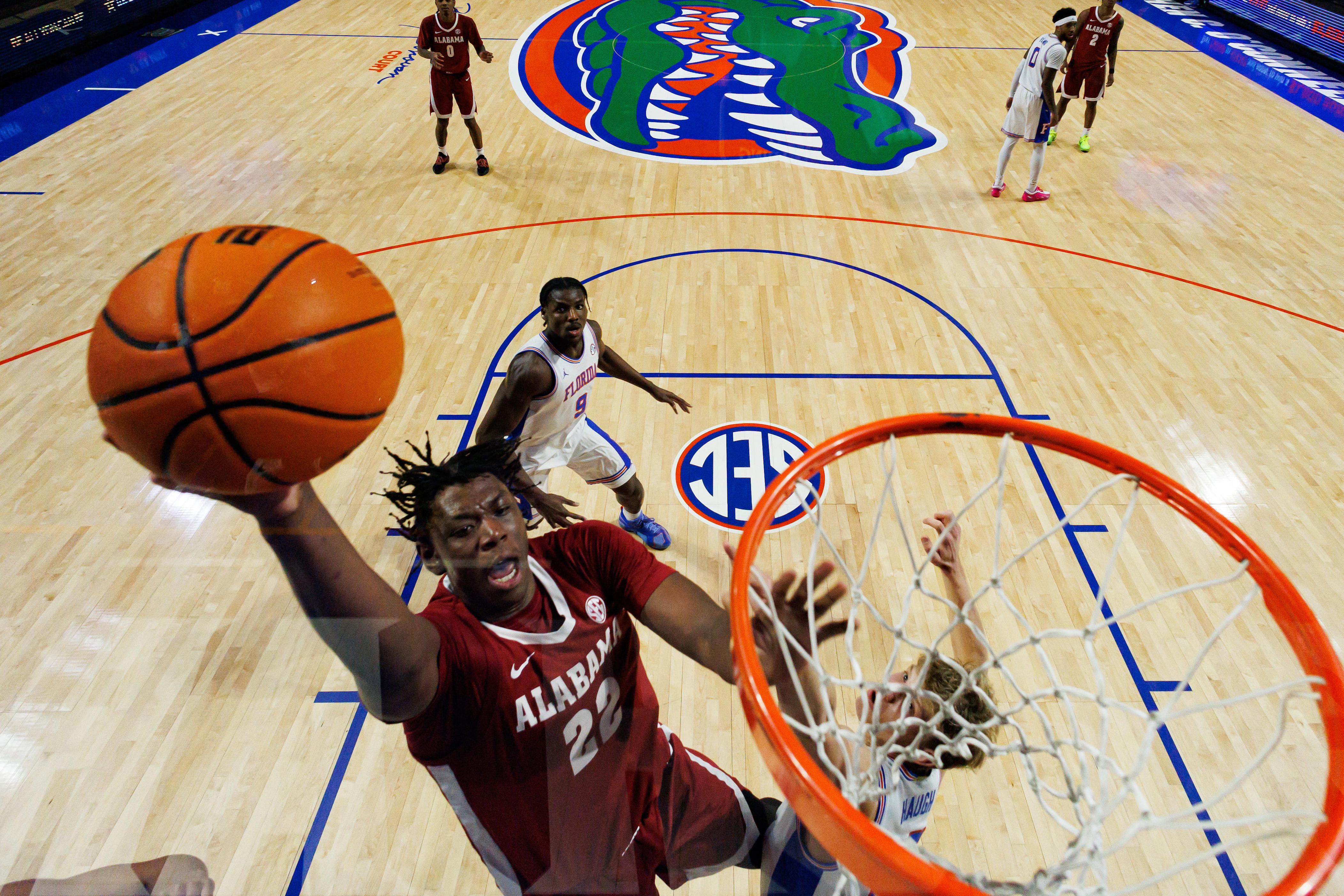 Another Big Ten school emerges as favorite to land Alabama transfer C ...