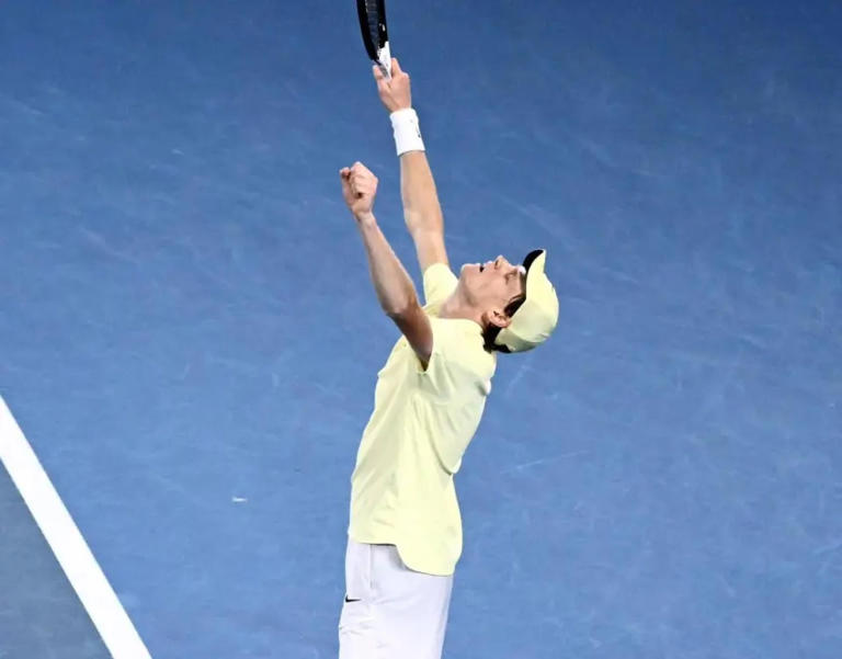 Carlos Alcaraz’s forehand move that’s reportedly never happened in ...