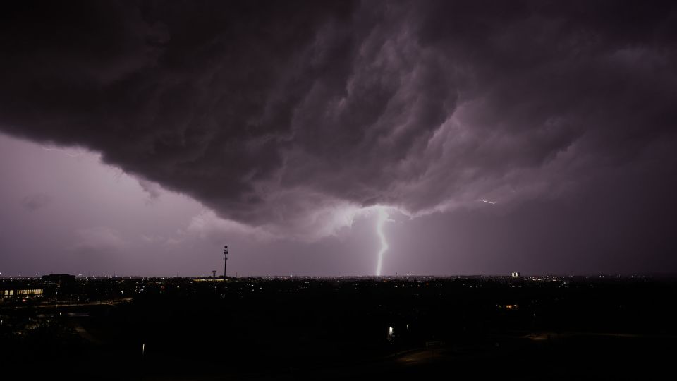 Tornado threat ramps up across central US a day after destructive ...
