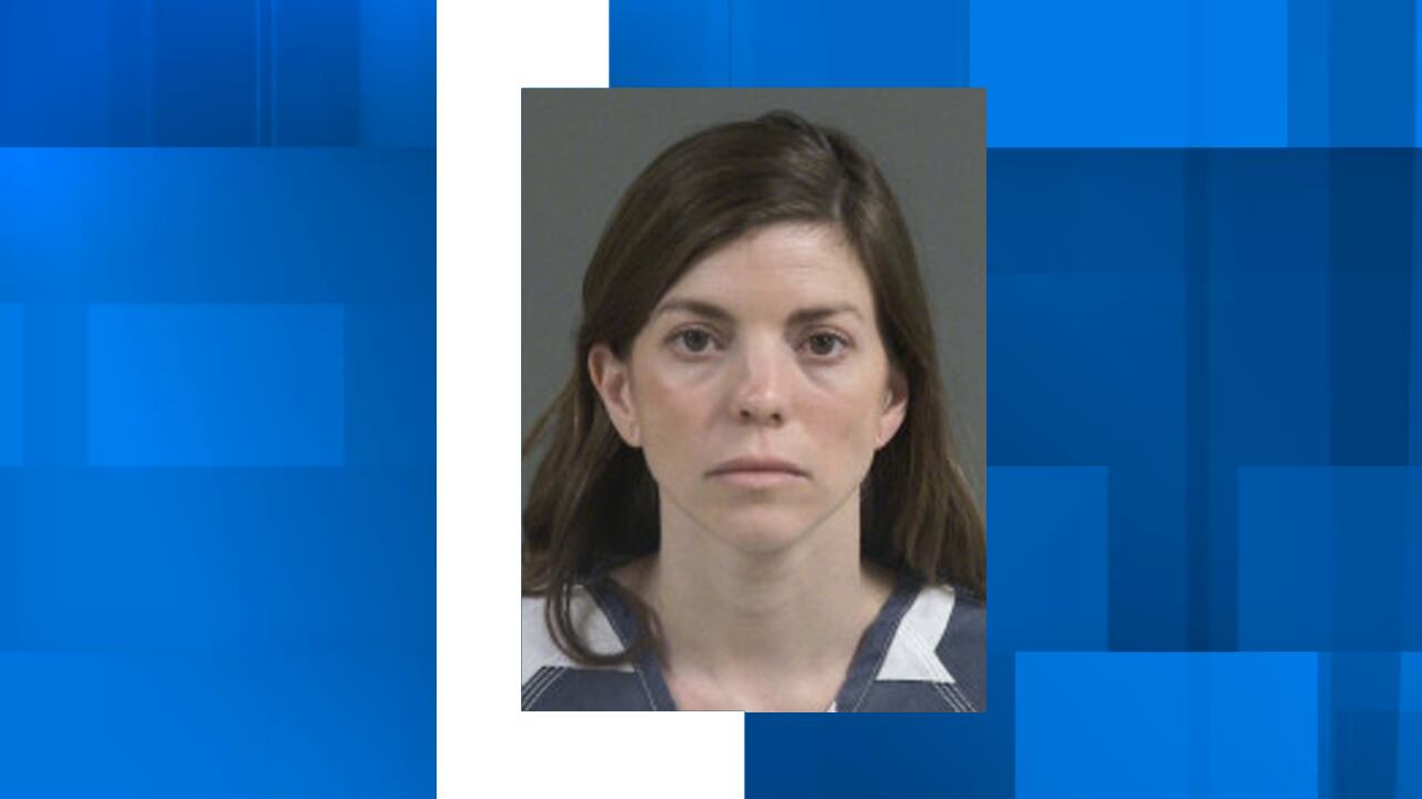 Woman allegedly left scene of N Charleston crash that left man with leg ...