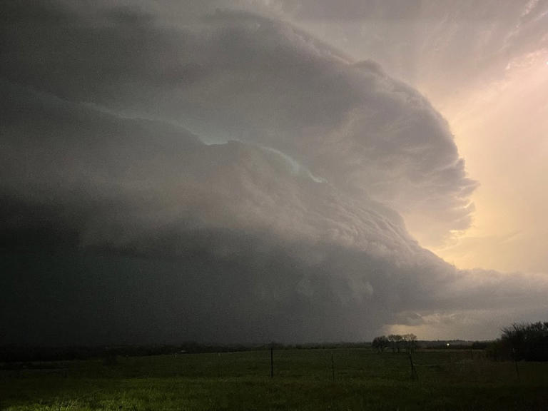 Cleanup, recovery efforts underway after tornadoes hit Kansas