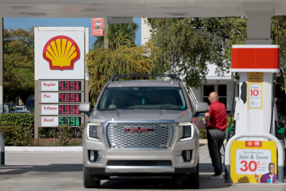 Energy secretary shares new prediction for when gas prices will fall
