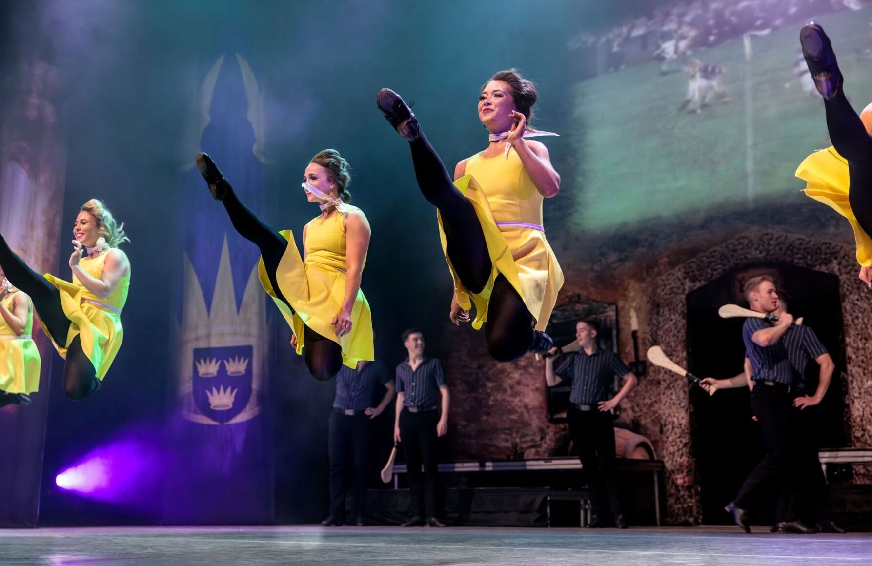 Canadian champion Rochelle Hoffman brings Irish dance show to Winnipeg