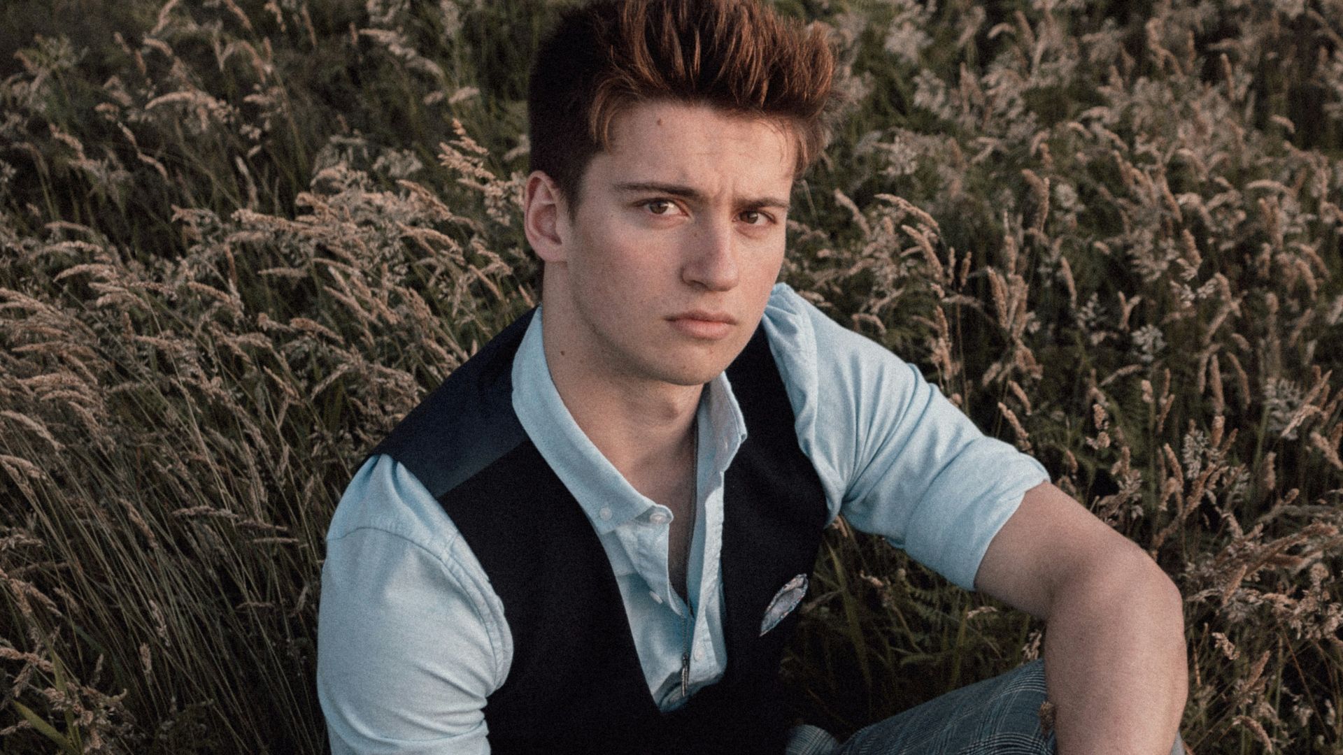 20 things men wear when trying to get your attention