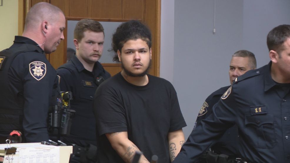 Man accused of striking Providence police cruisers, fleeing in stolen ...