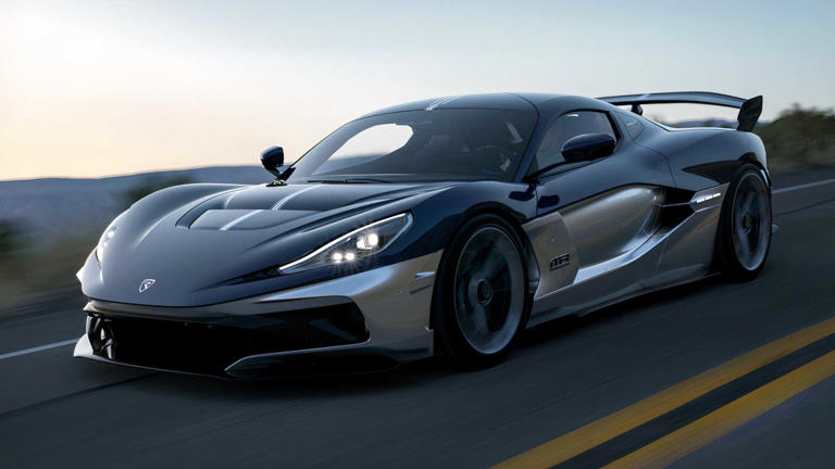 The first production car to break 1,000 horsepower