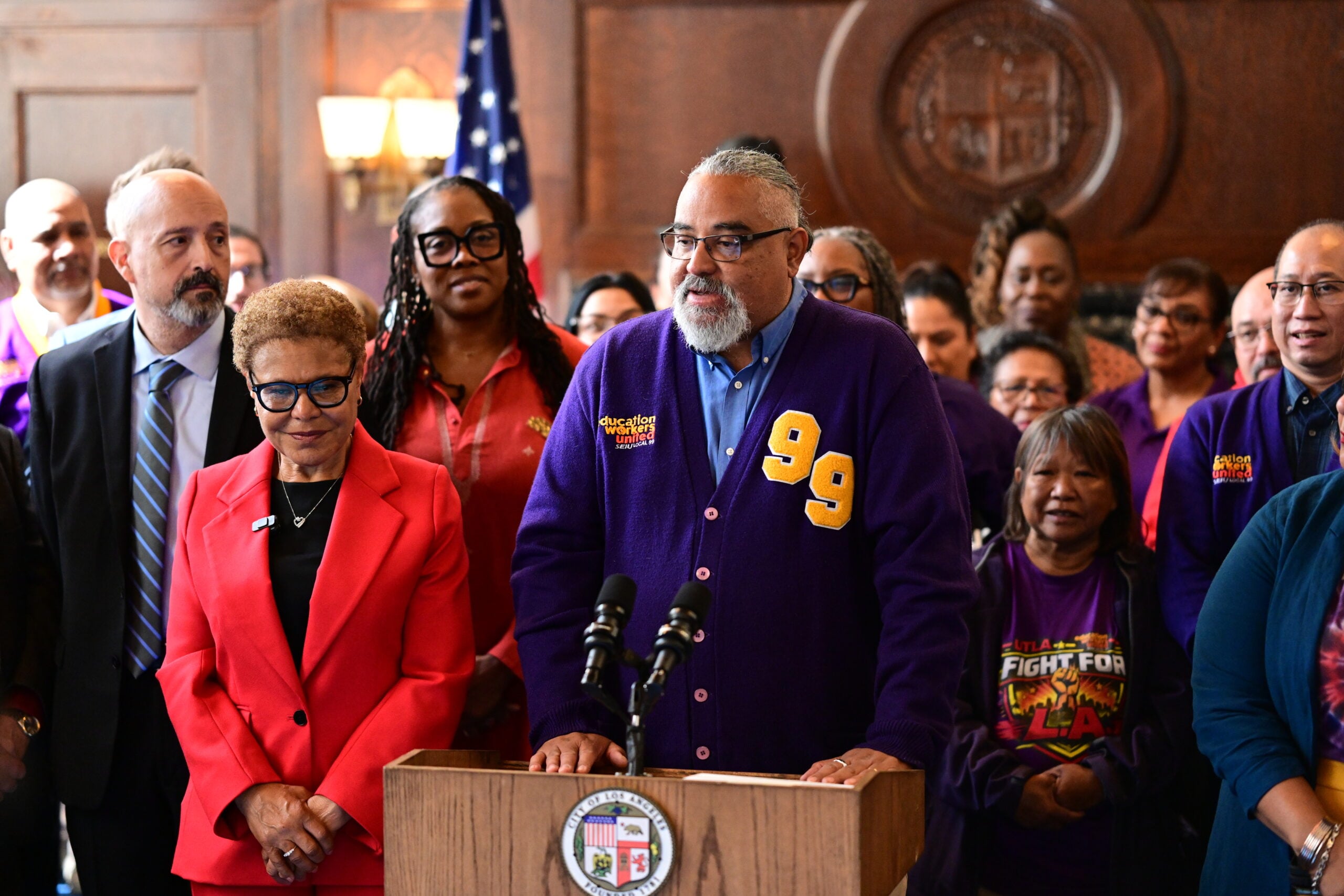 LA public school unions reach last-minute deal to avoid strike