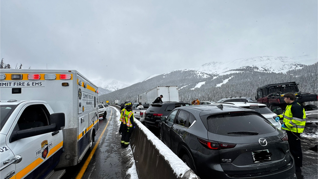 Colorado pileup involving more than 75 crashed vehicles on snowy ...
