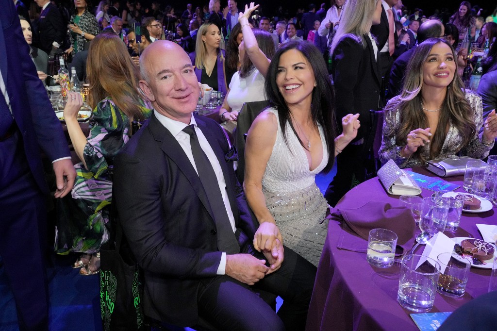 Kris Jenner and Kylie Jenner pitched Jeff Bezos on buying back Kylie ...