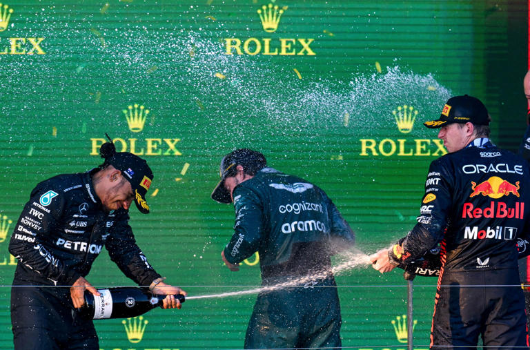 Nightmare void looms as F1 top dogs toy with retirement