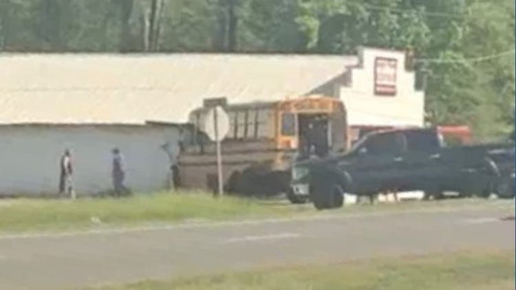 Bus with students aboard crashes into building in Hazel Green