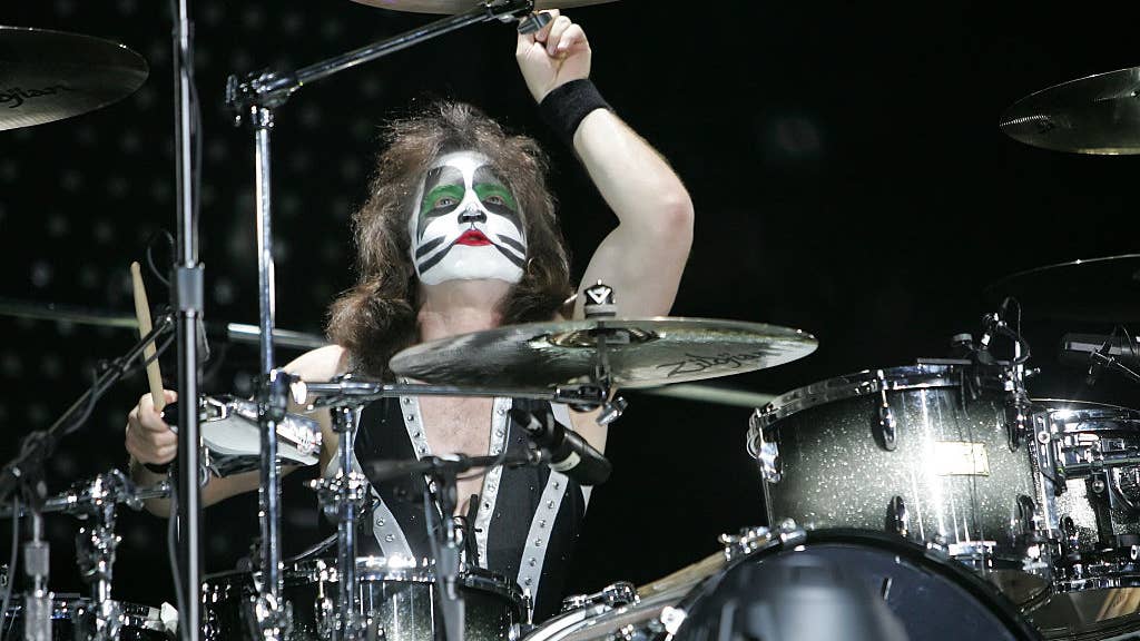 Beloved ’90s rocker denies rumors: ‘It’s totally ridiculous’