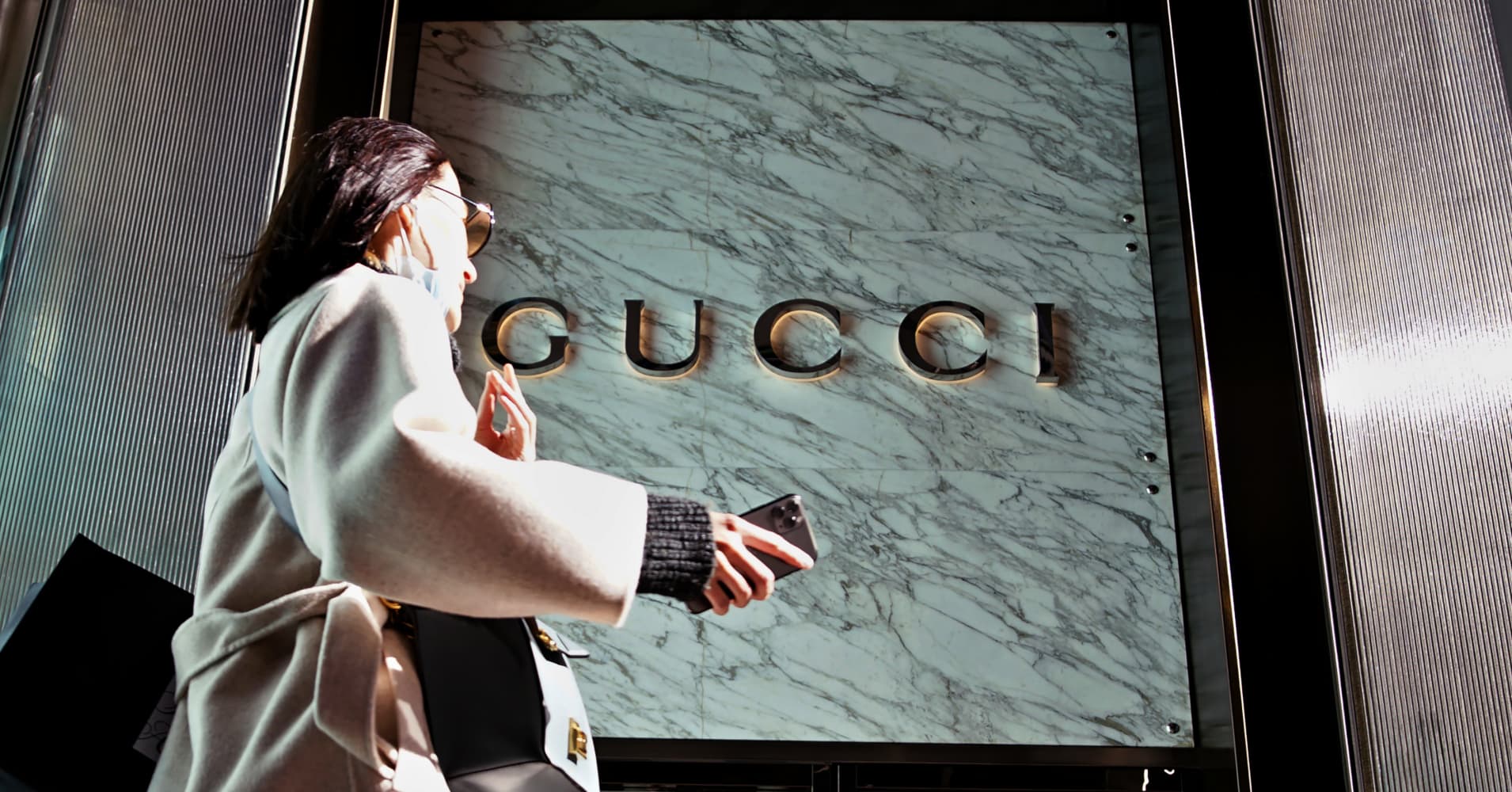 Luxury stocks fall as Iran war weighs on earnings; Hermes sinks 8%