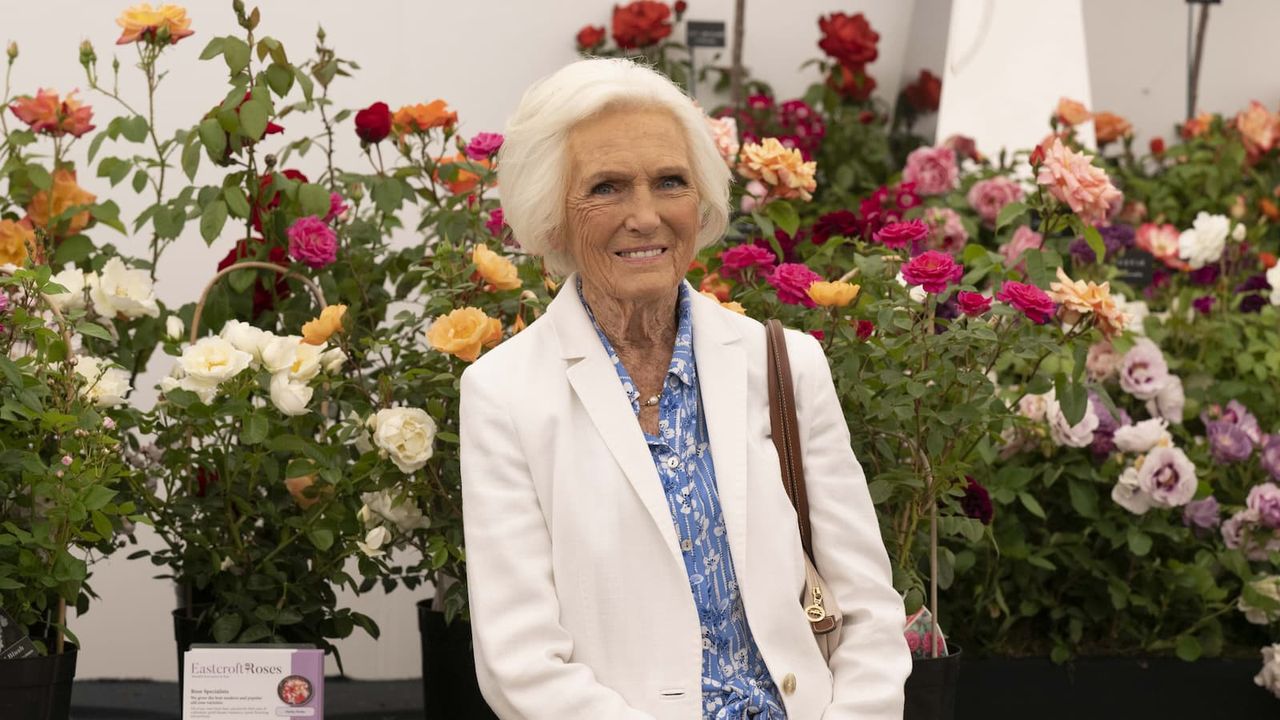 Mary Berry reveals garden pest tips using 3 kitchen staples