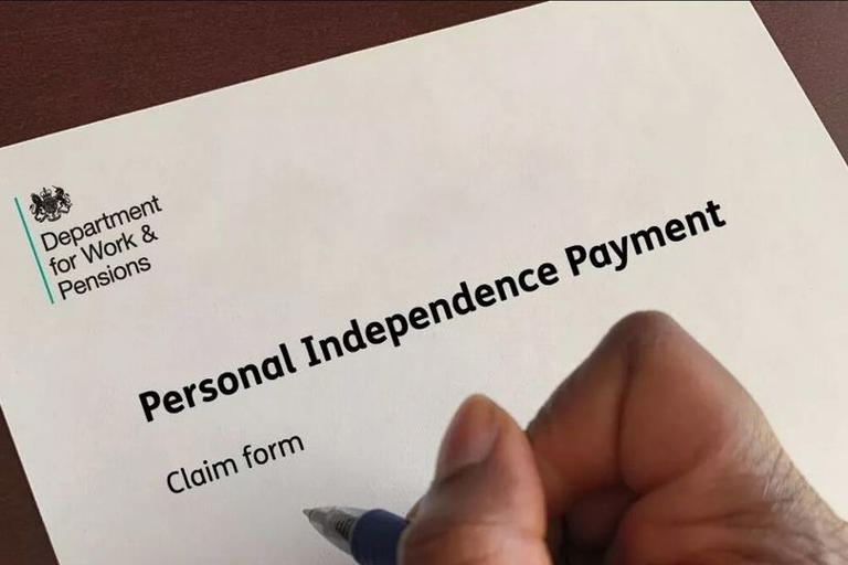 DWP brings in four new rules for Universal Credit, PIP and ESA – full list