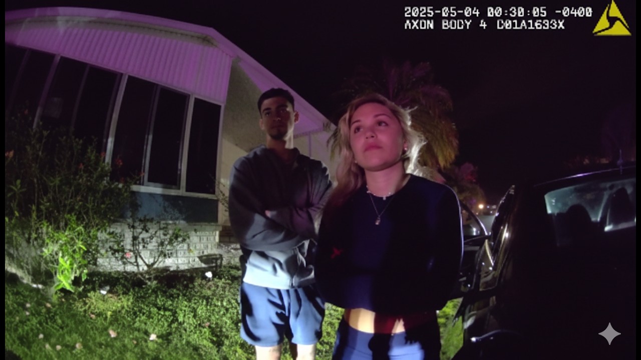 Mother loses her cool with daughter in front of police officer ...