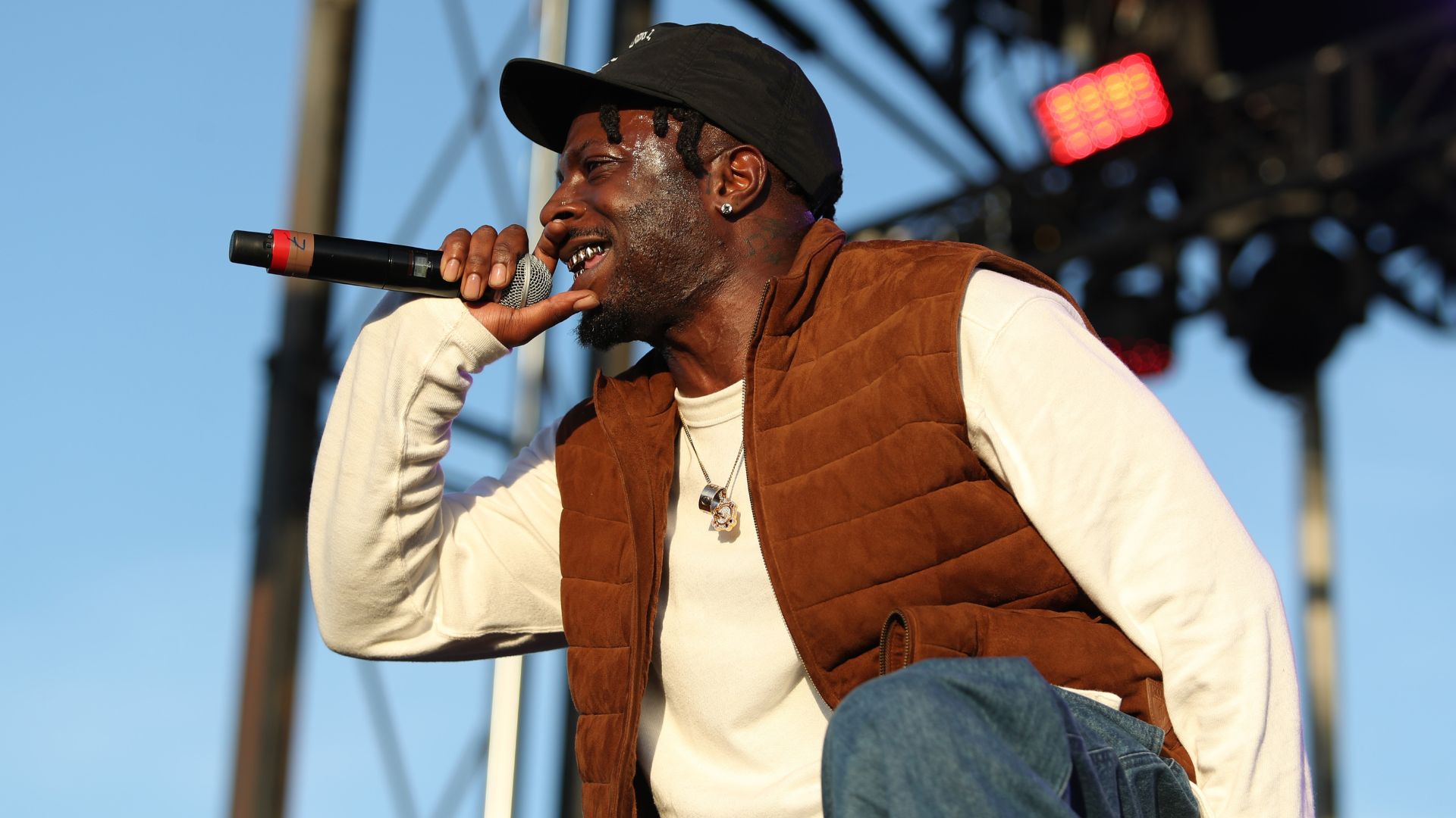 Isaiah Rashad anuncia 'It's Been Awful', seu primeiro álbum em cinco ...