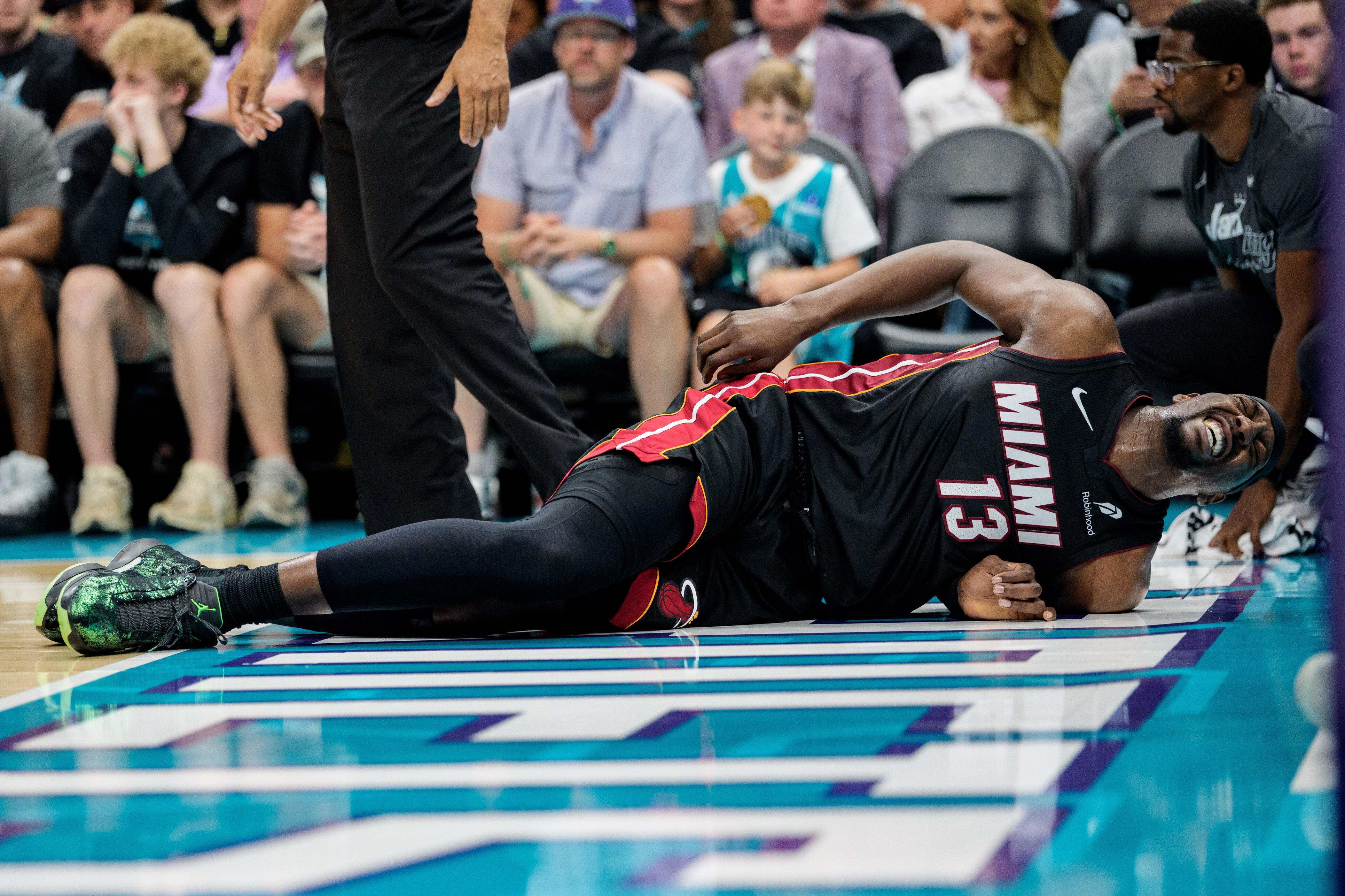 Down goes the Heat! In a cheap shot?