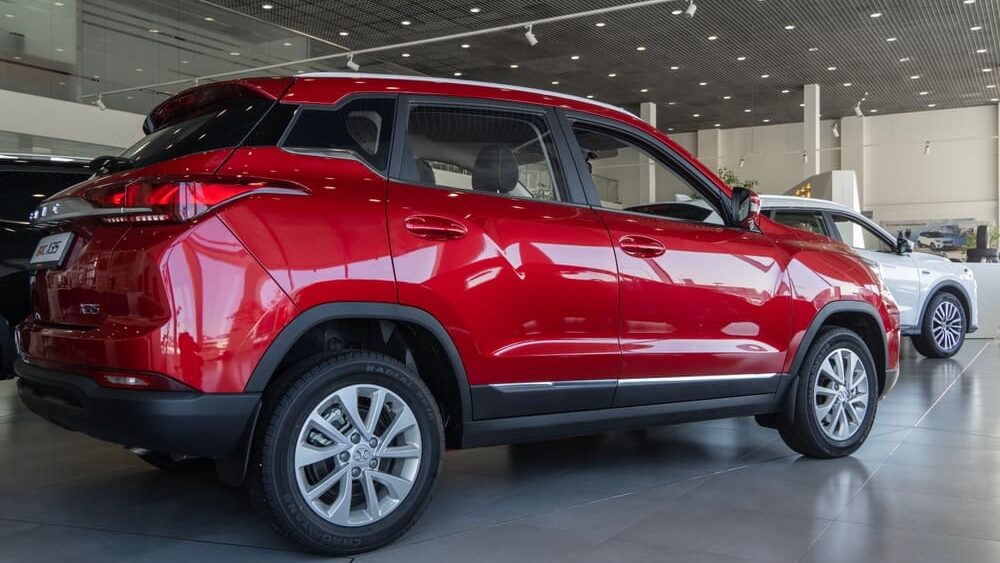 Kam se hrabe Škoda. Toto SUV je moderní, krásné a nové nestojí ani 430 ...