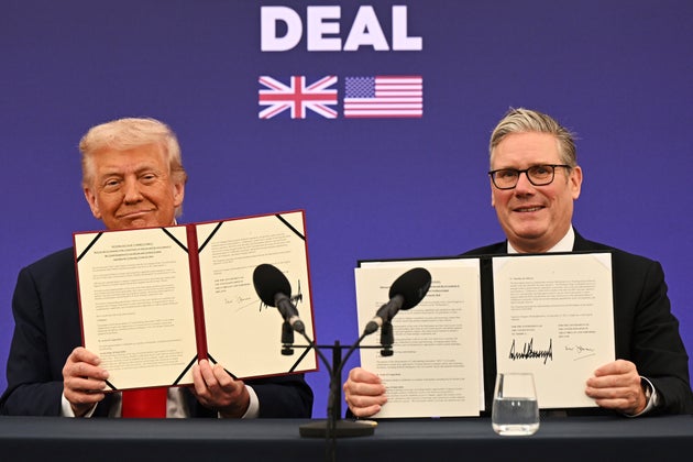 Donald Trump threatens to rip up US-UK trade deal in latest attack on ...