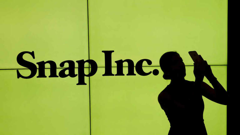 Snap cuts 16 PCT of global workforce, bets big on AI to boost profits