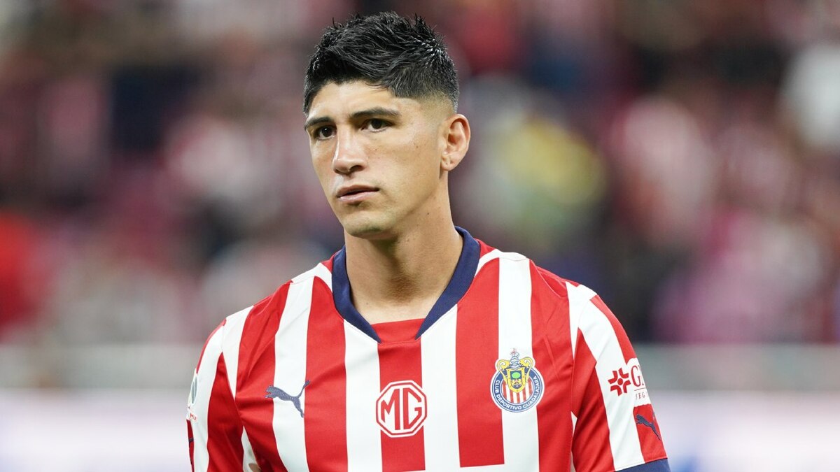 ¡OFICIAL! Chivas confirma la salida de Alan Pulido; así se dio su partida