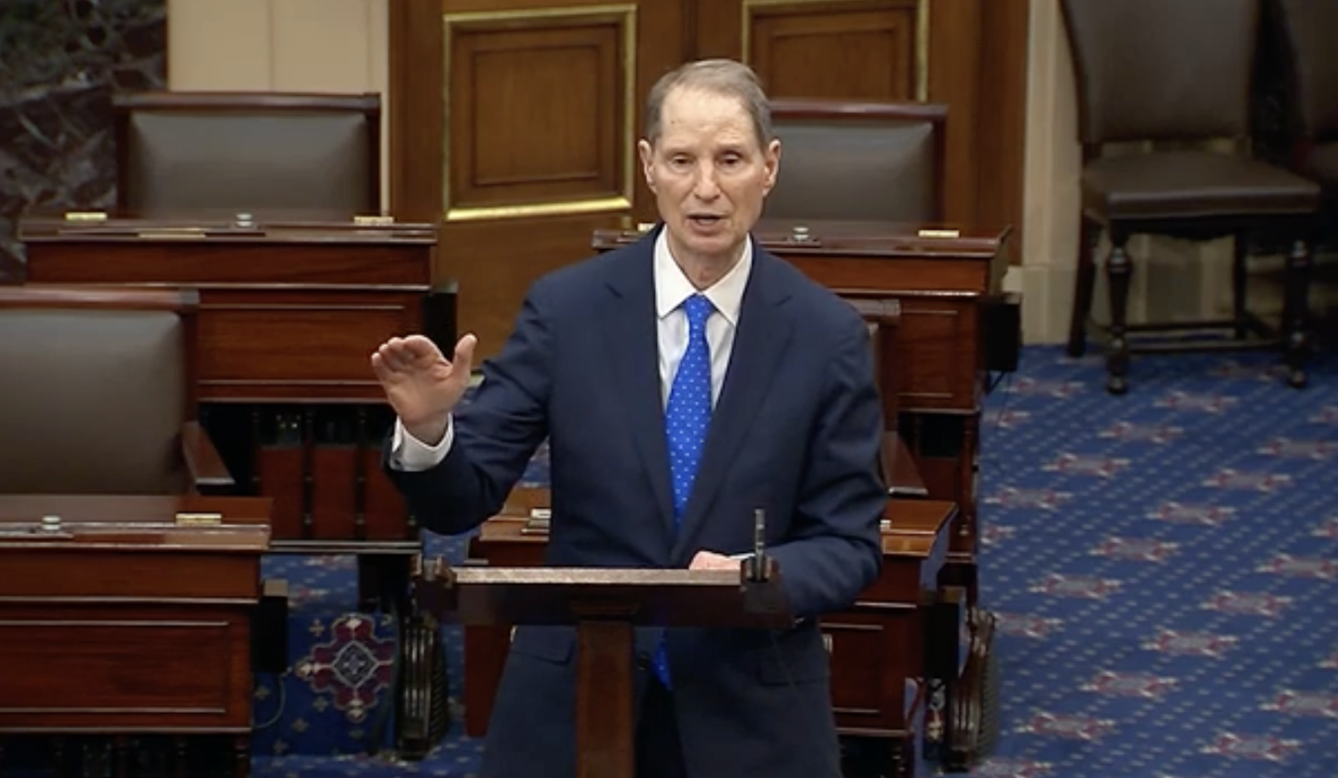'Trump always finds a way to make things worse': Ron Wyden sounds off ...