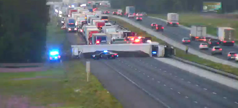 Lanes reopen after semi-truck driver falls asleep on I-75, causing wreck