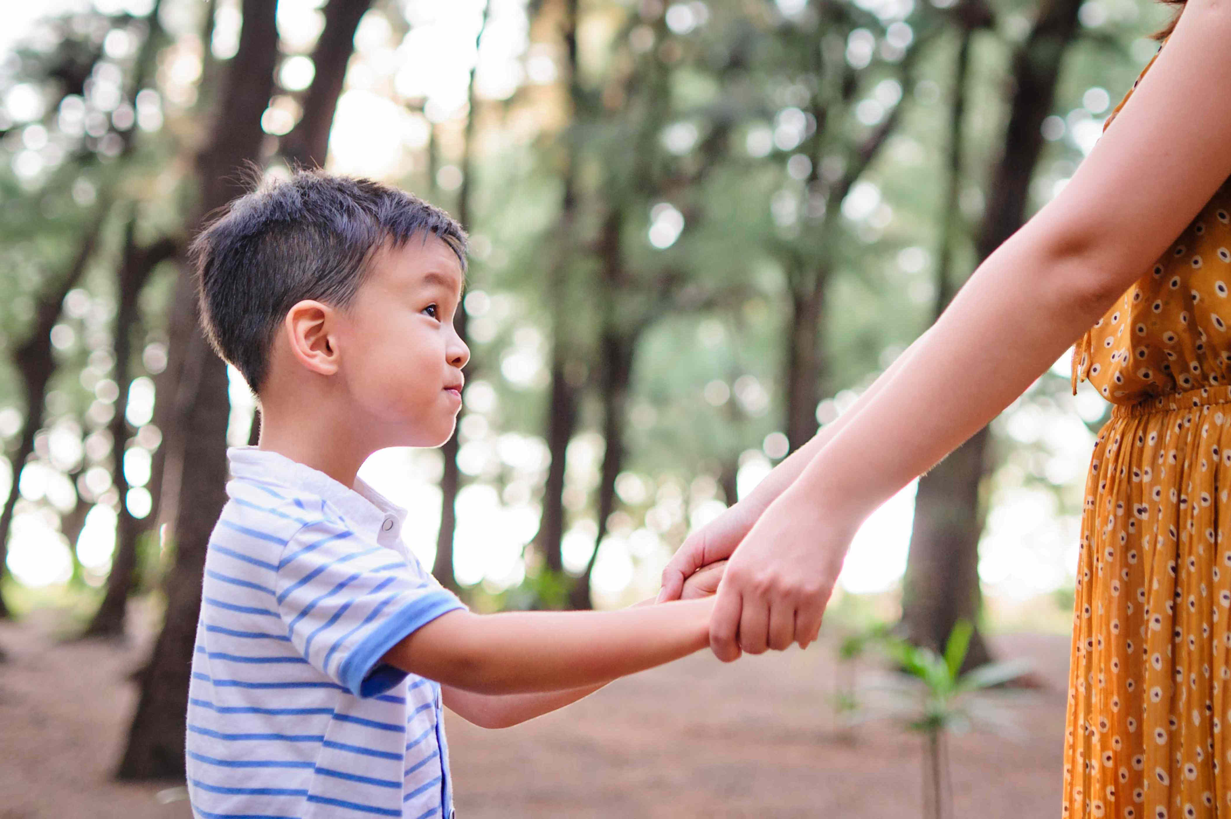 When it's actually OK to give in to your kids, according to experts