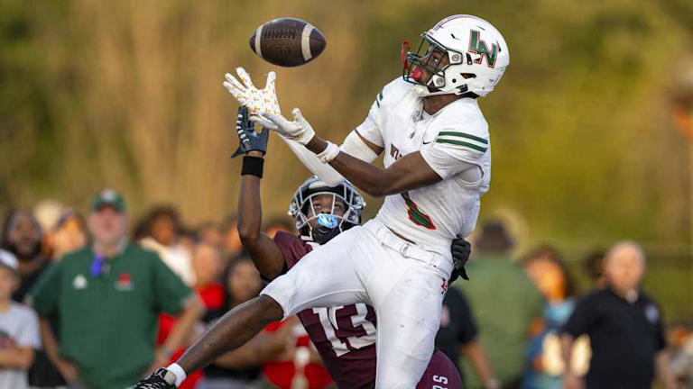 All eyes on Texas as the nation's No. 1-ranked 2027 WR is in Austin ...