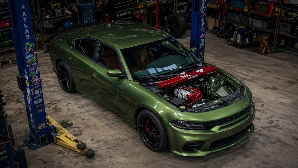 Can a Hellcat run with a Honda engine?
