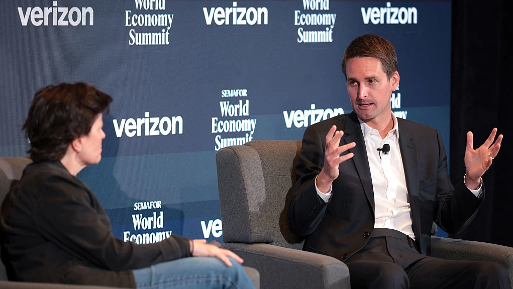 Snap to cut 16% of staff as AI reshapes operations