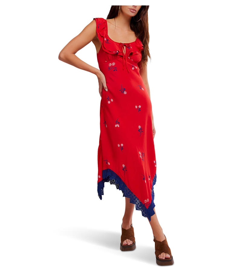 18 cute graduation dresses for a main-character moment