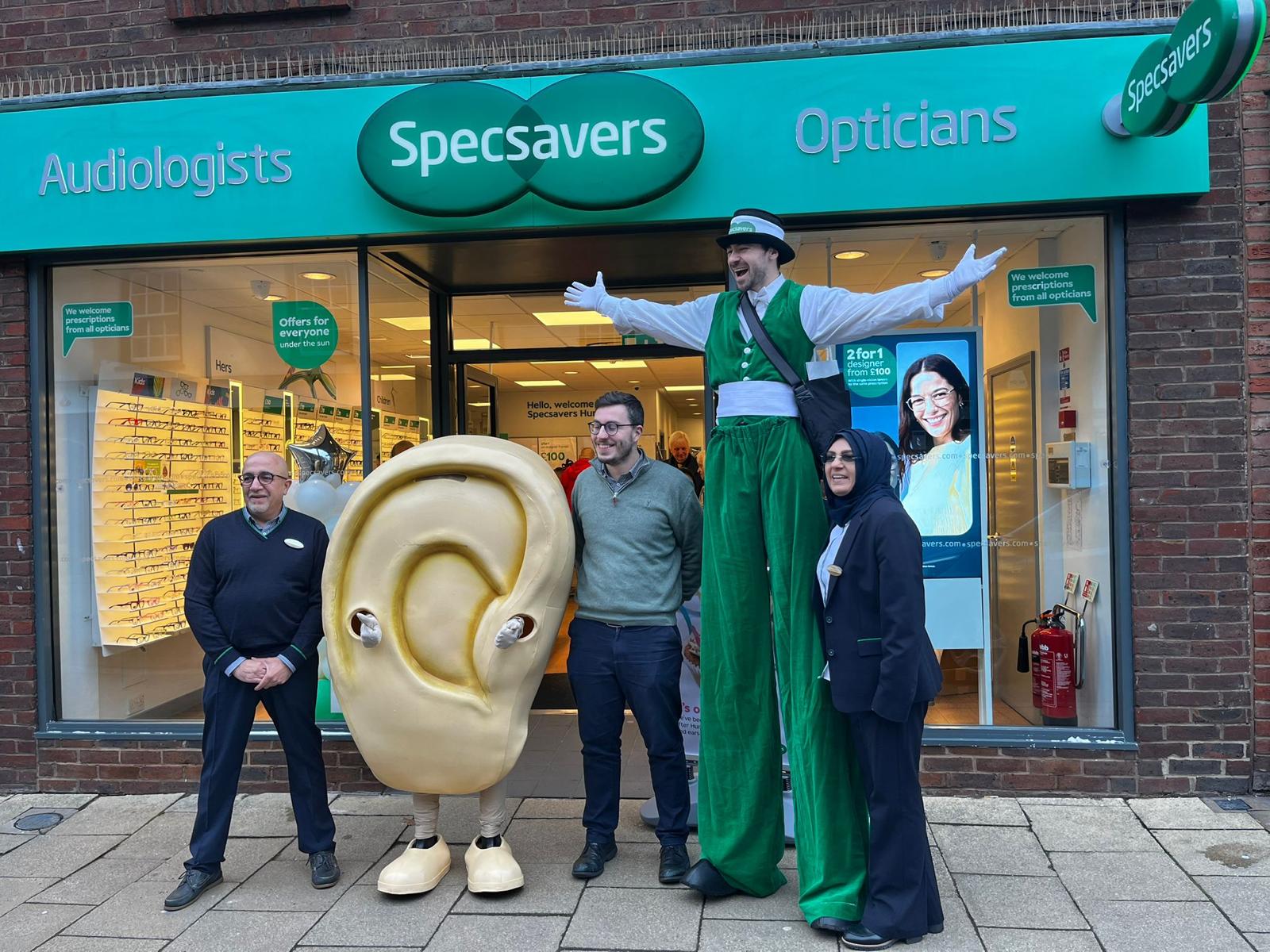 Huntingdon opticians celebrates 25 years of serving the community
