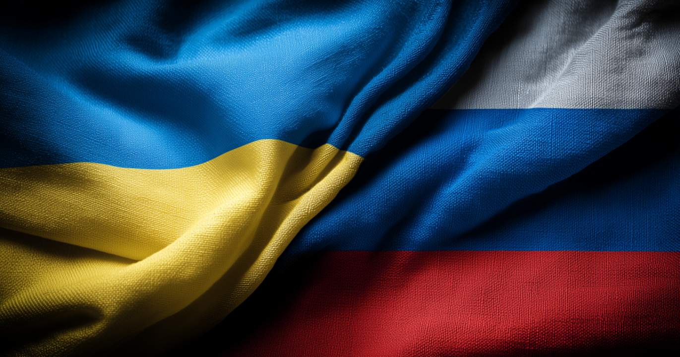 Analyse : 1 500 kilomètres dans le ventre de la Russie — quand un drone ...