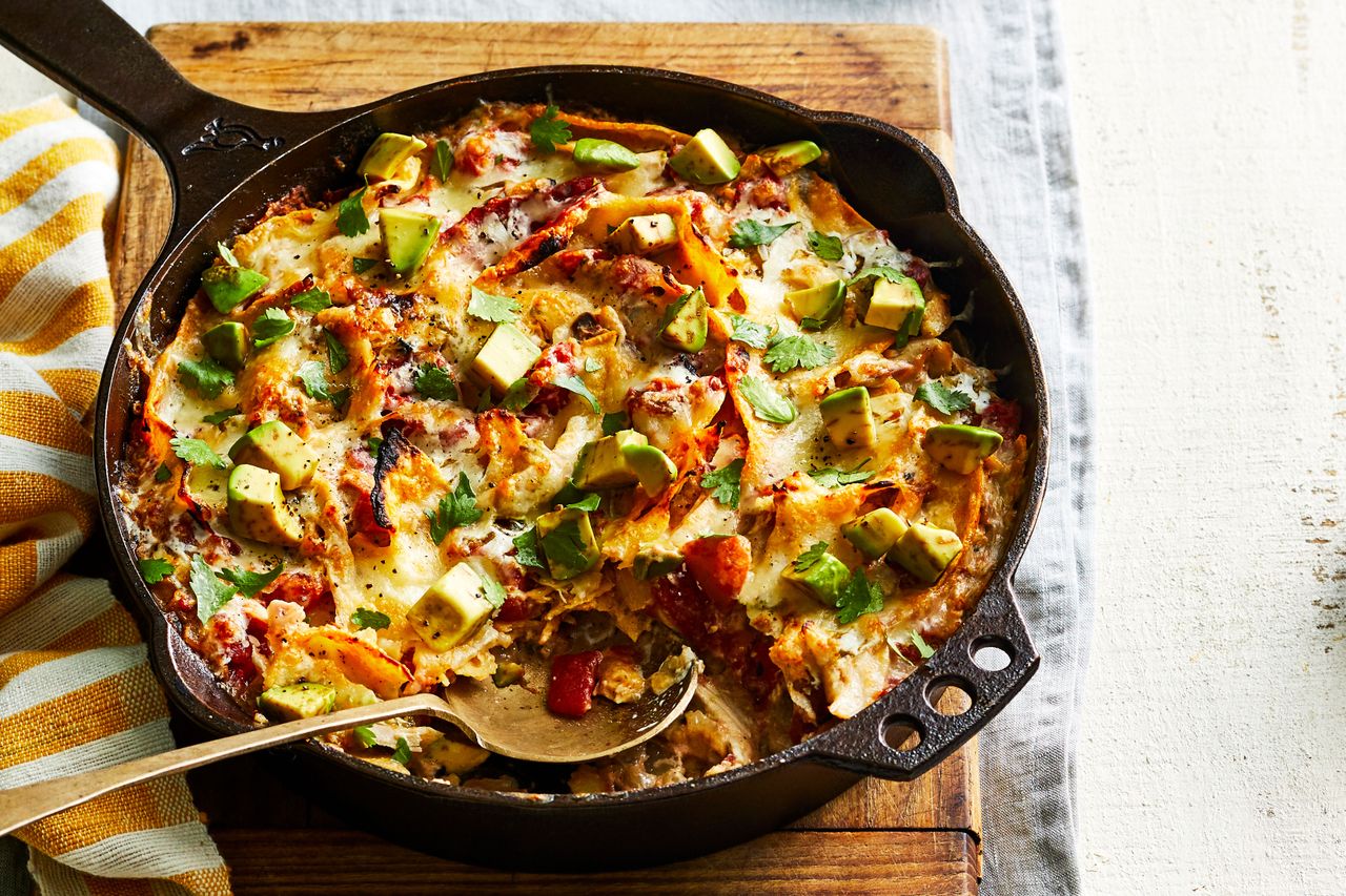 Skillet Enchiladas Suizas - Southern Living