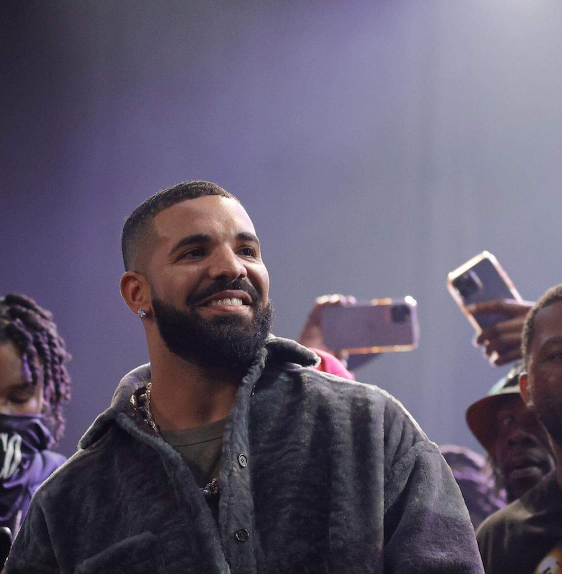 What was the reason 2 courtside seats were frozen at Toronto Raptors ...