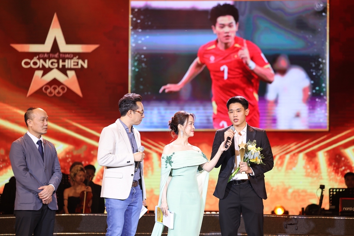 Cầu thủ Đình Bắc nói về ước mơ ra nước ngoài thi đấu