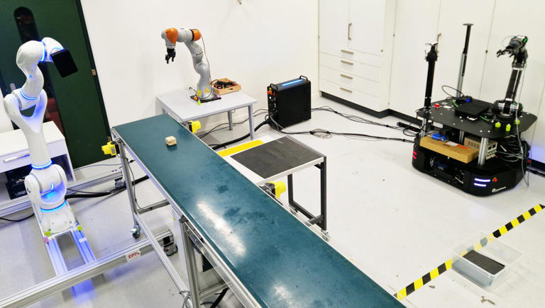 Kinematic intelligence lets three different robots learn the same task ...