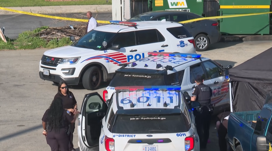 2 boys dead after shooting outside convenience store in Northeast DC