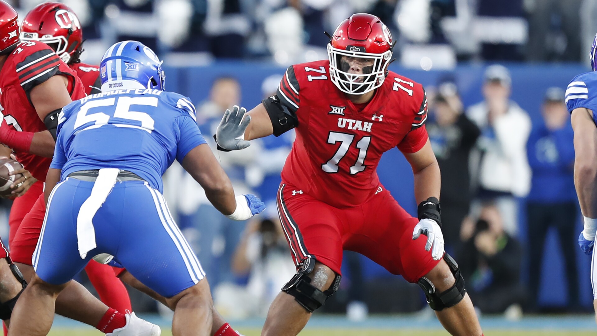 49ers had visits with OTs Caleb Lomu, Kadyn Proctor