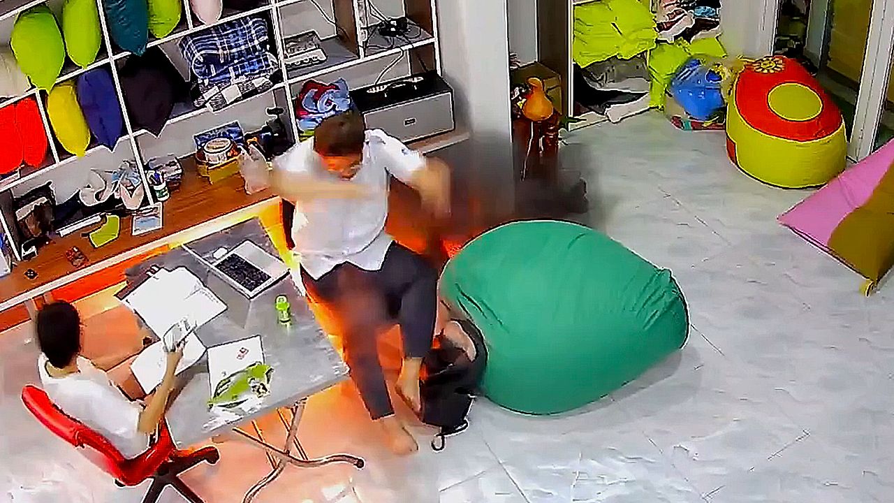 Power bank explodes out of nowhere
