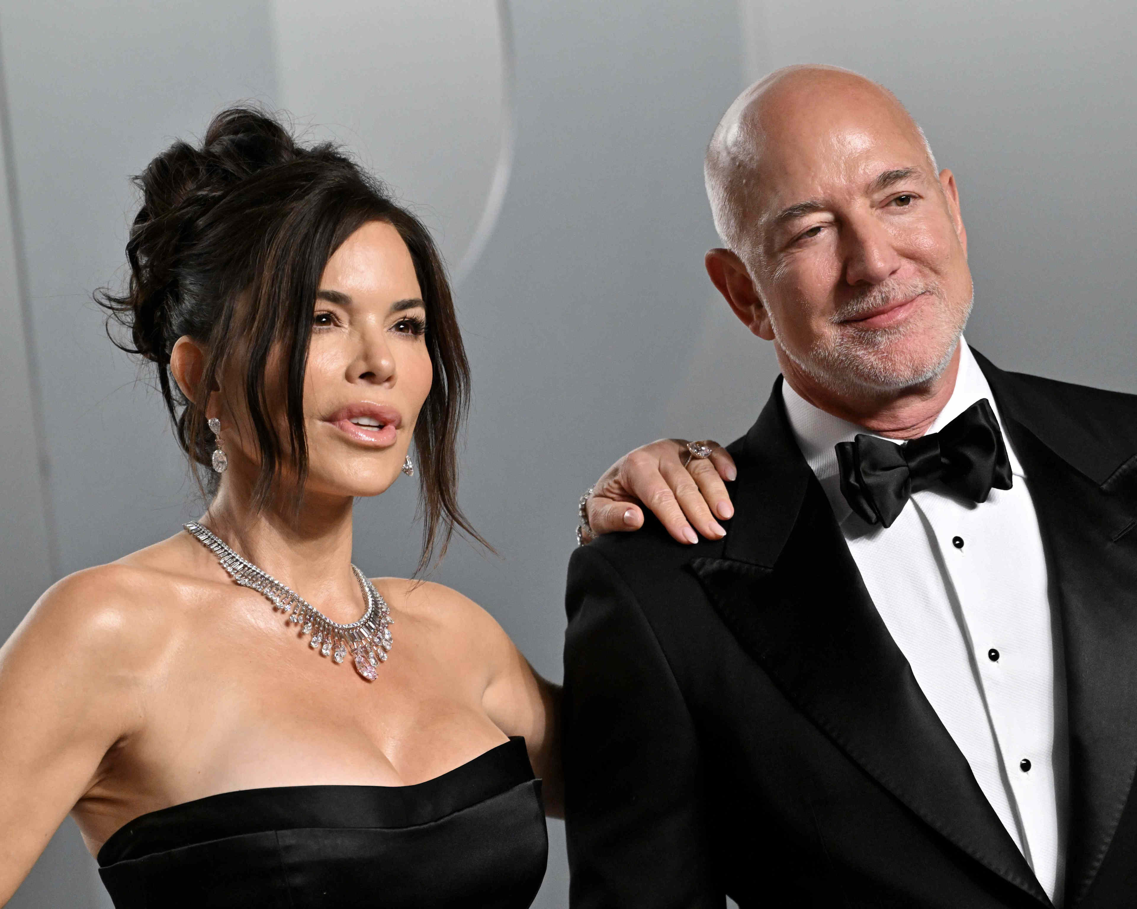 All about Lauren Sánchez’s $3 million pink engagement ring from Jeff Bezos